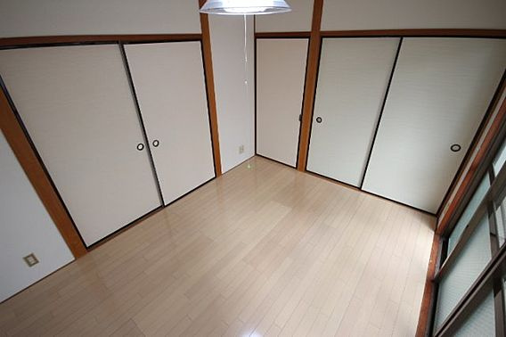 エトワール王子の居間・リビング