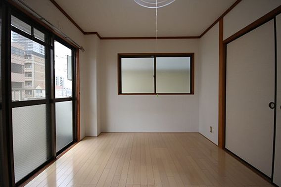 エトワール王子の居間・リビング