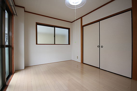 エトワール王子の居間・リビング