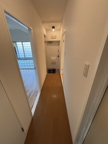 サンヒルズ芦屋1の玄関