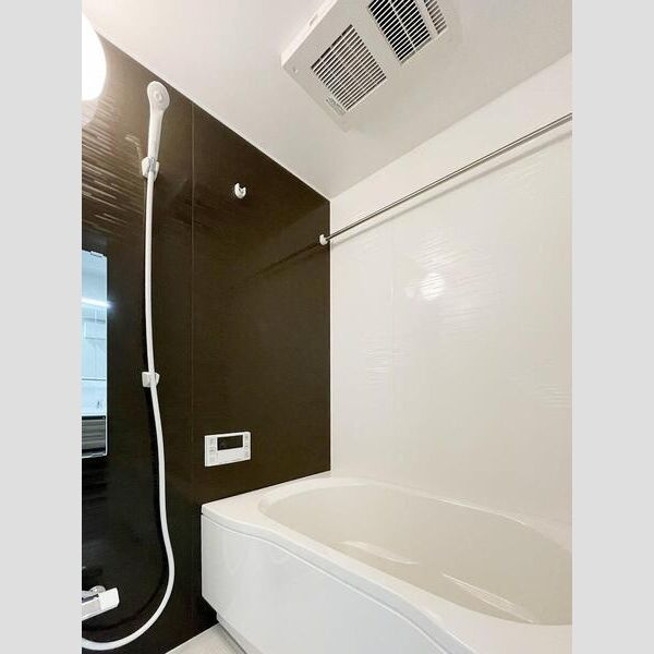 フレンシア西宮北口の浴室