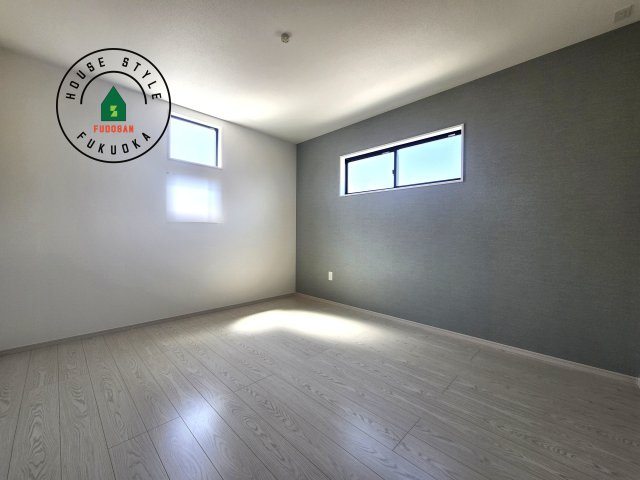 大野城市若草2丁目第2-1棟（1号棟）の内観：施工例|主寝室には収納力に優れたクローゼットがありますので、お部屋もすっきり片付きます。