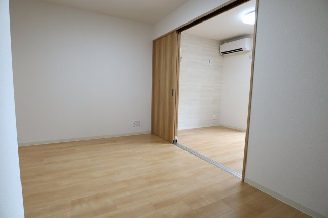 クレアール五位堂の居間・リビング