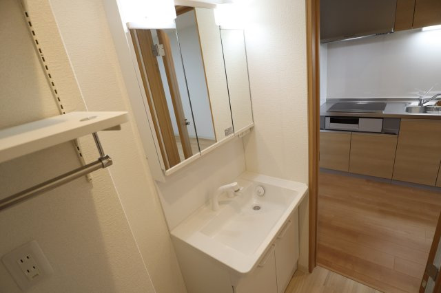 クレアール五位堂の洗面所