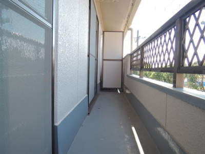 【バルコニー】 | ハイツニシタニ