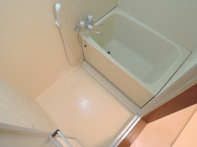 【浴室】 | ハイツニシタニ