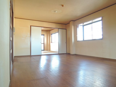 【居間・リビング】 | ハイツニシタニ