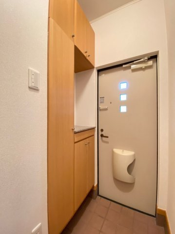 リバーサイドグリーンの玄関|シューズボックス付き♪