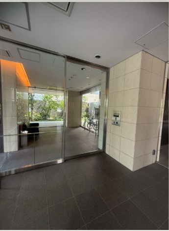 【エントランス】 | ★仲介手数料無料★BRANZ東品川(目黒川沿いの風光明媚なロケーションが好きな方におすすめです）