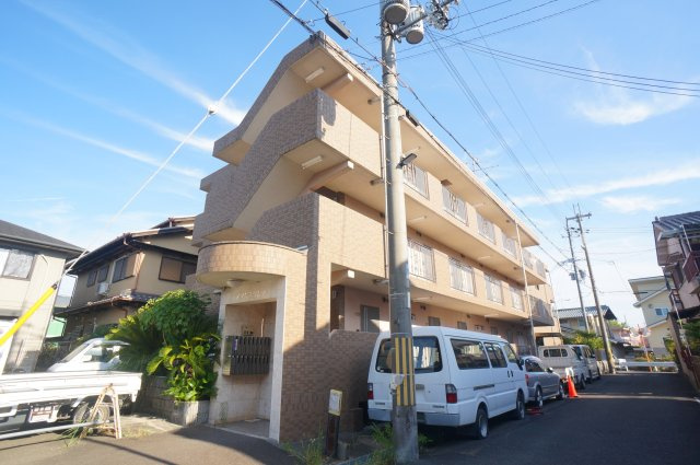 メゾンプリムラ