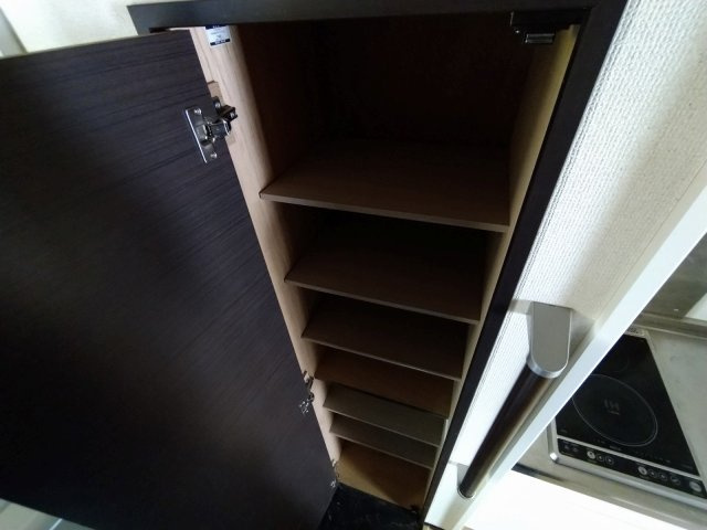 クレイノサニープレイス宮前平の玄関|シューズボックス