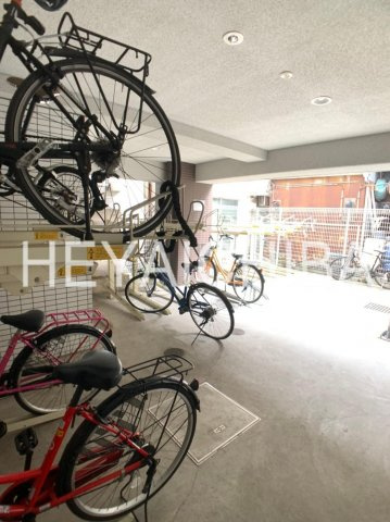 ラグジュアリーアパートメント御徒町のその他共用部分|駐輪場