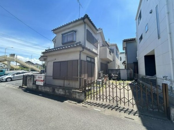 【中古】鶴ヶ島市上広谷中古住宅の外観|南西バルコニーで陽当り良好！