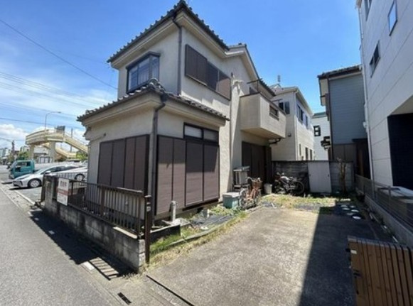 【中古】鶴ヶ島市上広谷中古住宅の駐車場|駐車場です
