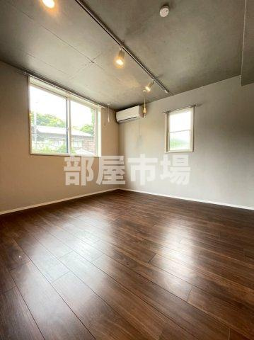 Glanpark池之端の居間・リビング