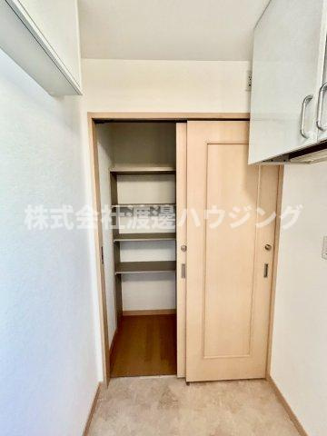 西宮市甲東園3丁目一戸建の収納
