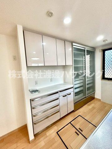 西宮市甲東園3丁目一戸建の収納