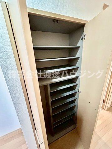 西宮市甲東園3丁目一戸建の収納