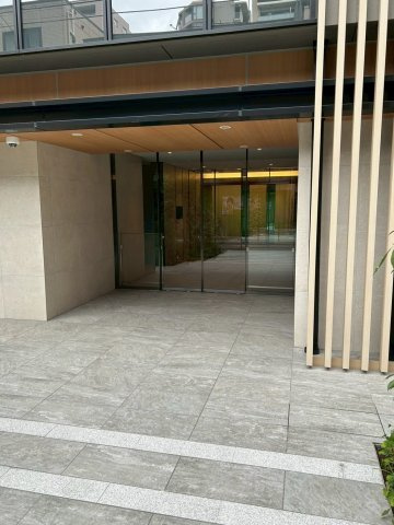 ルフォンプログレ田原町のエントランス