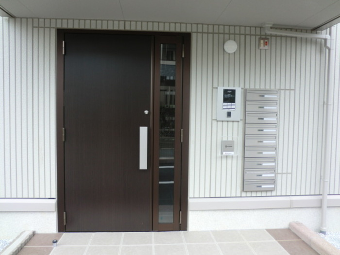 フロレゾン　B棟のセキュリティ|オートロック付きで安心です★