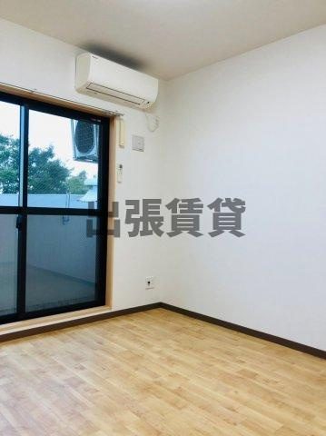 仲介手数料無料！！A・City港宝神の居間・リビング