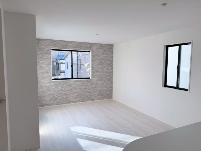 川口市本前川3期　新築一戸建て　4号棟の居間・リビング|こちらの居間で趣味の時間をお楽しみください