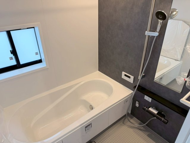 川口市本前川3期　新築一戸建て　4号棟の浴室|ゆったり過ごせるお風呂です