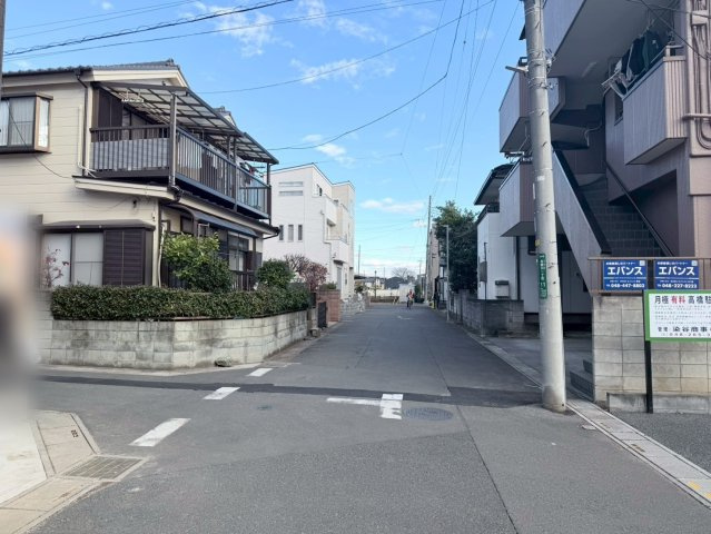 川口市本前川3期　新築一戸建て　4号棟の前面道路含む現地写真|前面道路含む現地写真です