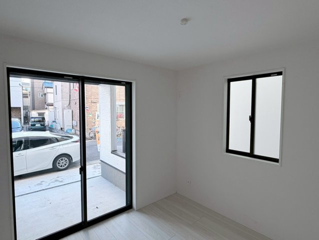 川口市本前川3期　新築一戸建て　4号棟の洋室|個人の部屋や寝室として使える洋室です