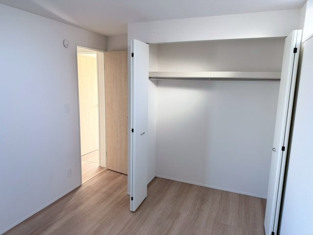 川口市本前川3期　新築一戸建て　5号棟の寝室|ゆとりの広さです