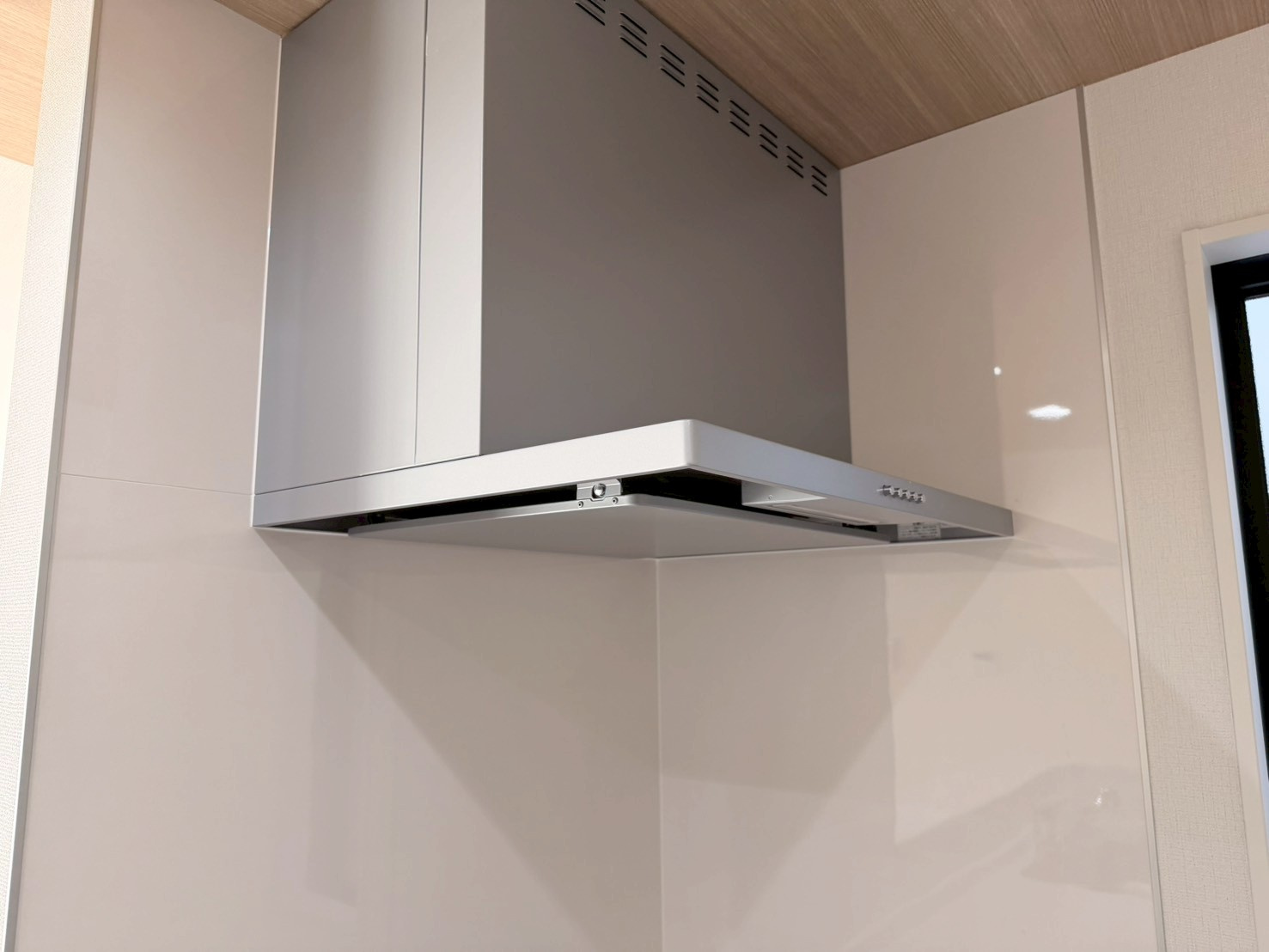 川口市本前川3期　新築一戸建て　5号棟のキッチン|コンパクトなキッチンで掃除もラクラク