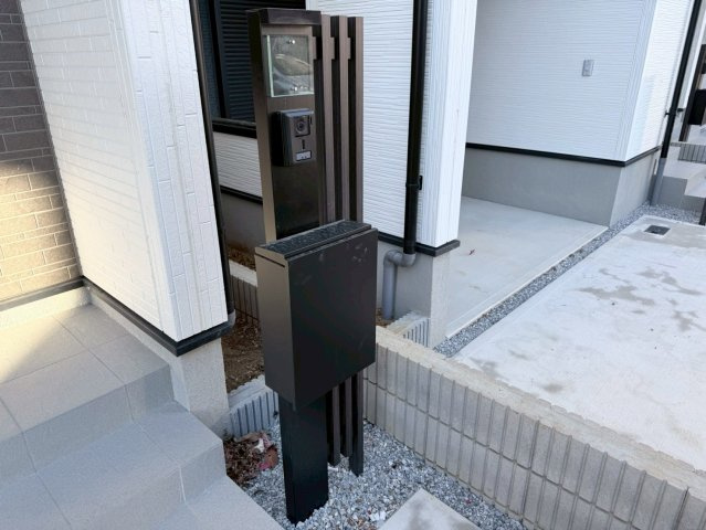 川口市本前川3期　新築一戸建て　5号棟のセキュリティ|モニター付きインターホン