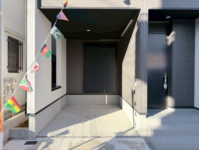 川口市本前川3期　新築一戸建て　5号棟の駐車場|駐車場に車を止められます