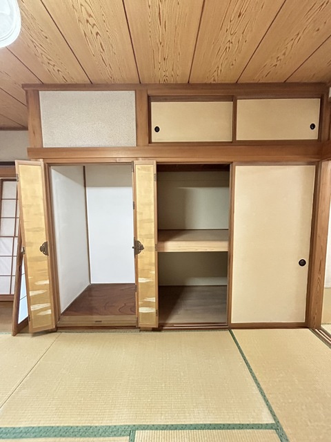 仲町２丁目貸家の収納|仏間・押入れ