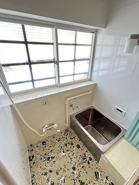 仲町２丁目貸家の浴室|浴室（追焚機能付）