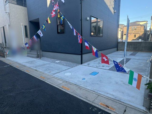  川口市本前川　新築一戸建て　1号棟の駐車場|駐車場に車を止められます