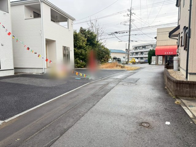 川口市前野宿第5　新築一戸建て　3号棟の前面道路含む現地写真|前面道路含む現地写真です
