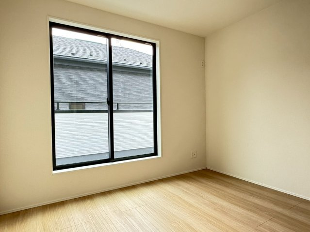 川口市峯14期　新築一戸建て　1号棟の洋室|きれいな洋室です