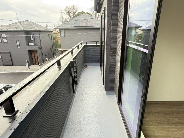 川口市峯14期　新築一戸建て　2号棟のバルコニー|広々としたバルコニーです