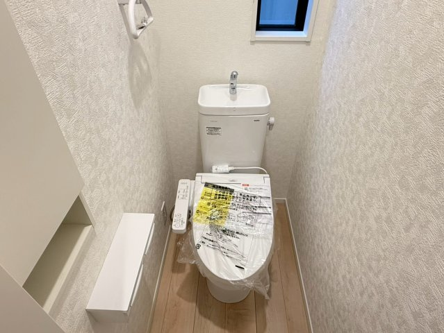 川口市柳崎　第９　1号棟のトイレ|落ち着いたトイレです