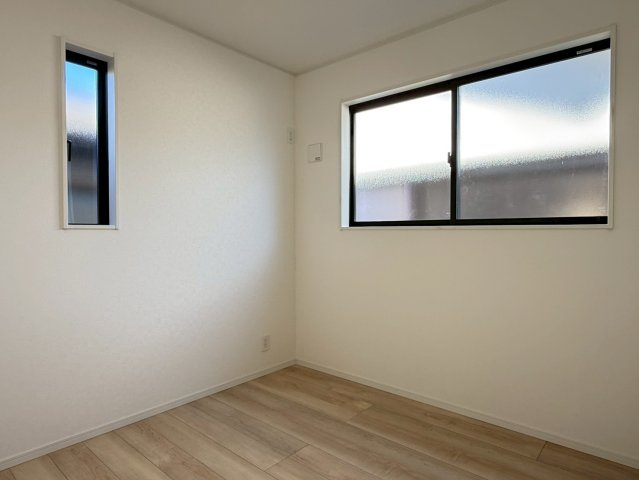 川口市柳崎　第９　1号棟の子供部屋|お子さんのいるうちは子供部屋に使ってはいかがでしょうか