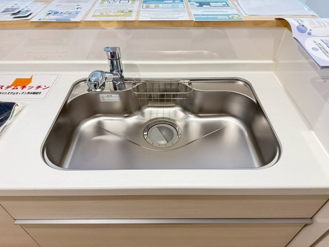 川口市柳崎　第９　1号棟のキッチン|きれいなキッチンです