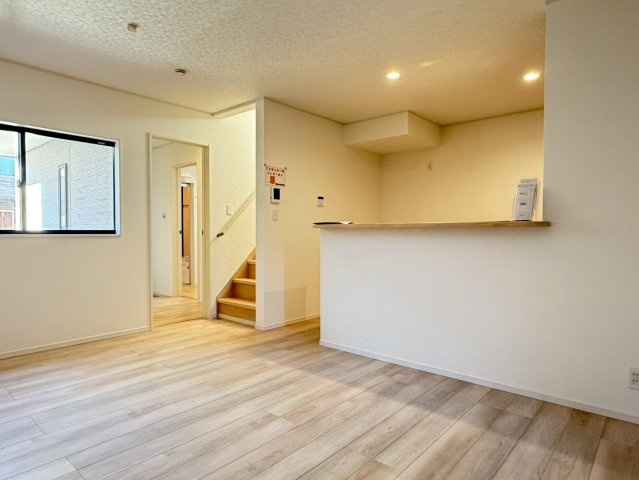 川口市柳崎　第９　1号棟の居間・リビング|ゆったり過ごせるリビングです