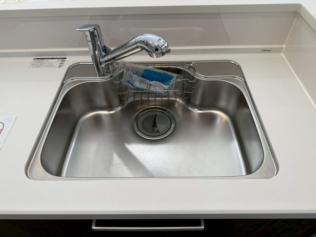 川口市柳崎2期　新築一戸建て　2号棟のキッチン|お料理しやすいキッチンです