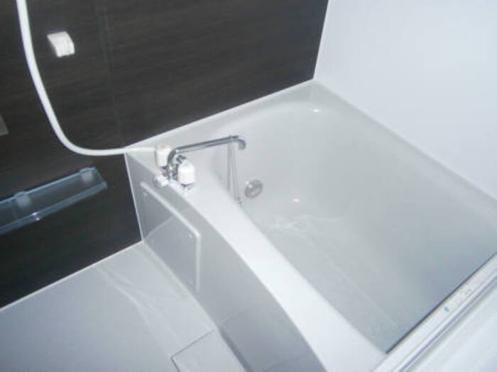 ソレイユ東野の浴室