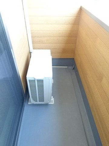 ローマアリエス．Ａのバルコニー|暖かな日差しのふりそそぐバルコニー