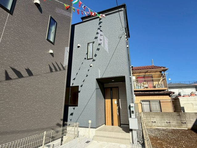 川口市芝西2期　新築一戸建て　2号棟