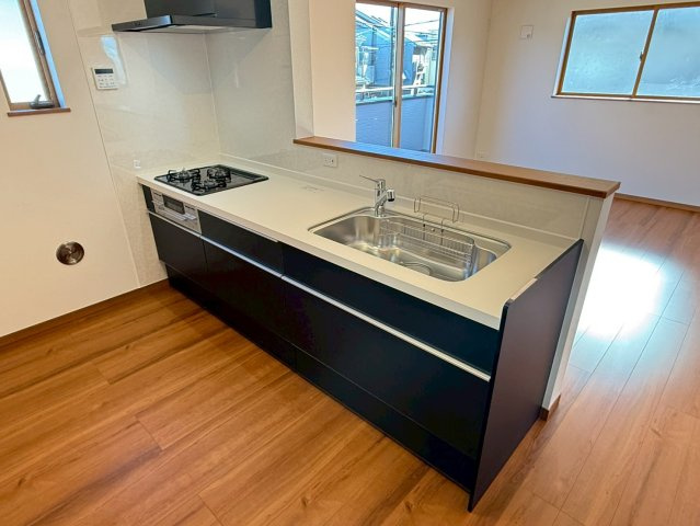 川口市芝西2丁目　新築一戸建て　C号棟のキッチン|お料理しやすいキッチンです