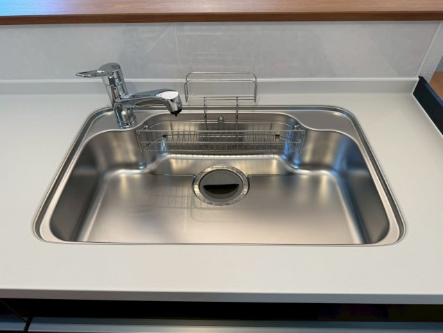 川口市芝西2丁目　新築一戸建て　C号棟のキッチン|お料理しやすいキッチンです