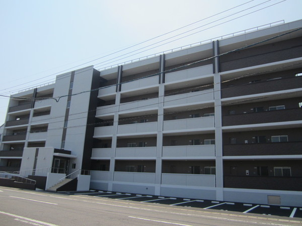 【駐車場】 | ライズ高城